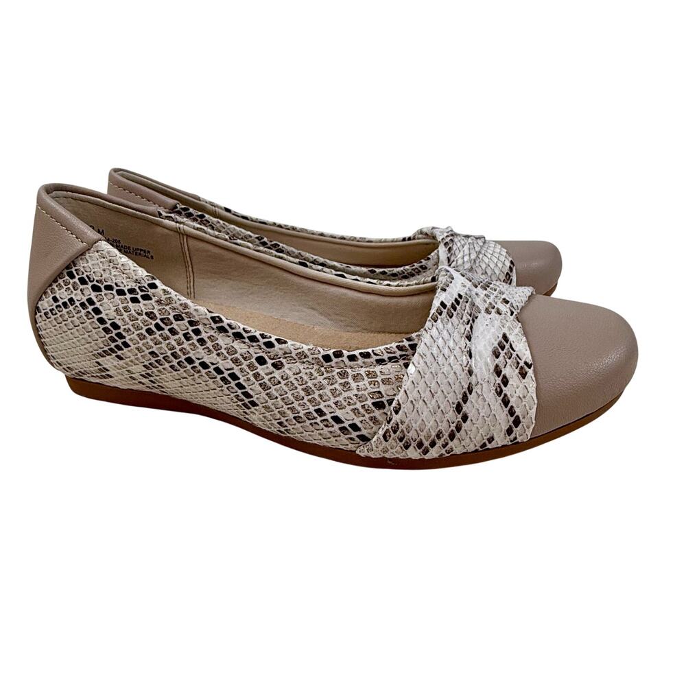 NIB Beartraps Mitsy Faux Snakeskin Tan Slip On Casual Flat Low Wedge - Picture 7 of 15
